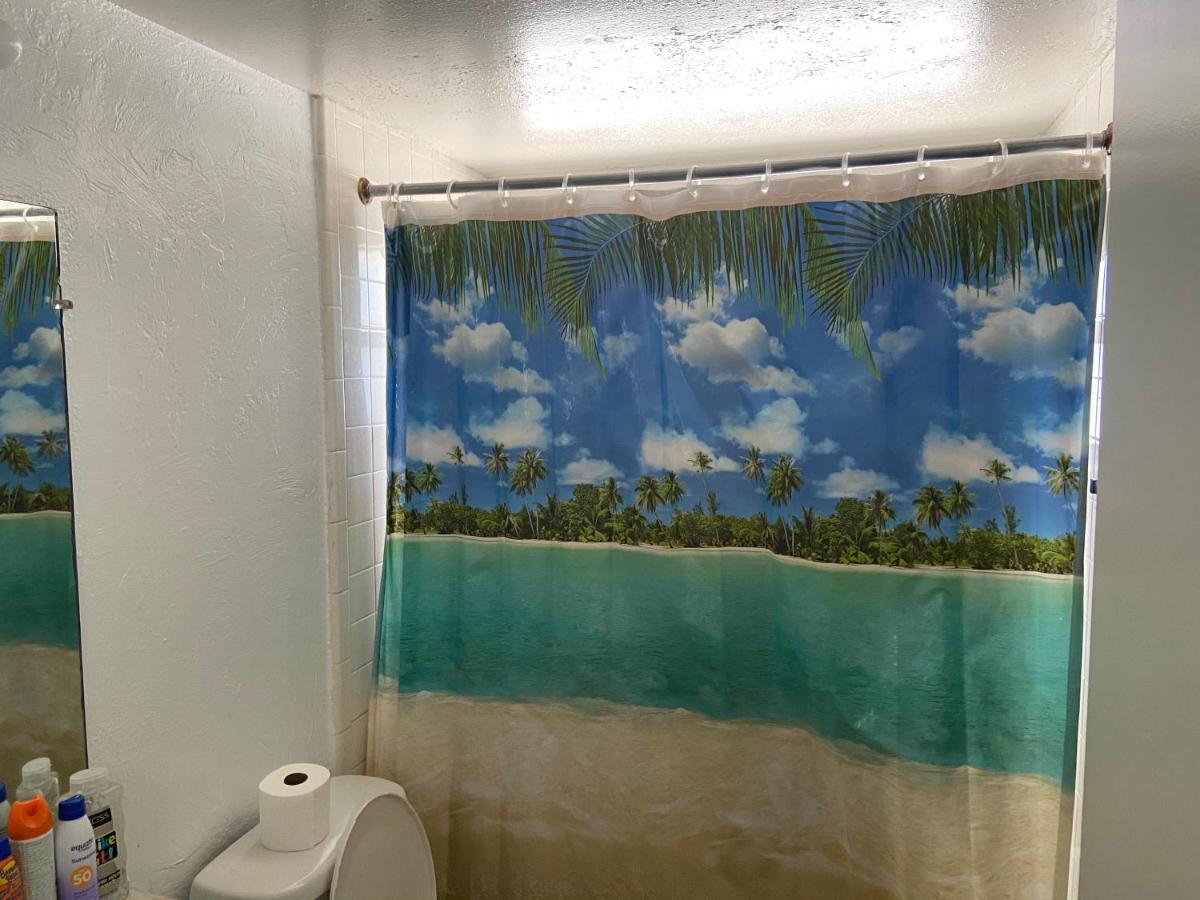 Private Room In A 2 Bedroom 1 Bathroom Shared With Host, On The Beach, Surrounded By Resorts, Only 2 People Max Сейнт Пийт Бийч Екстериор снимка